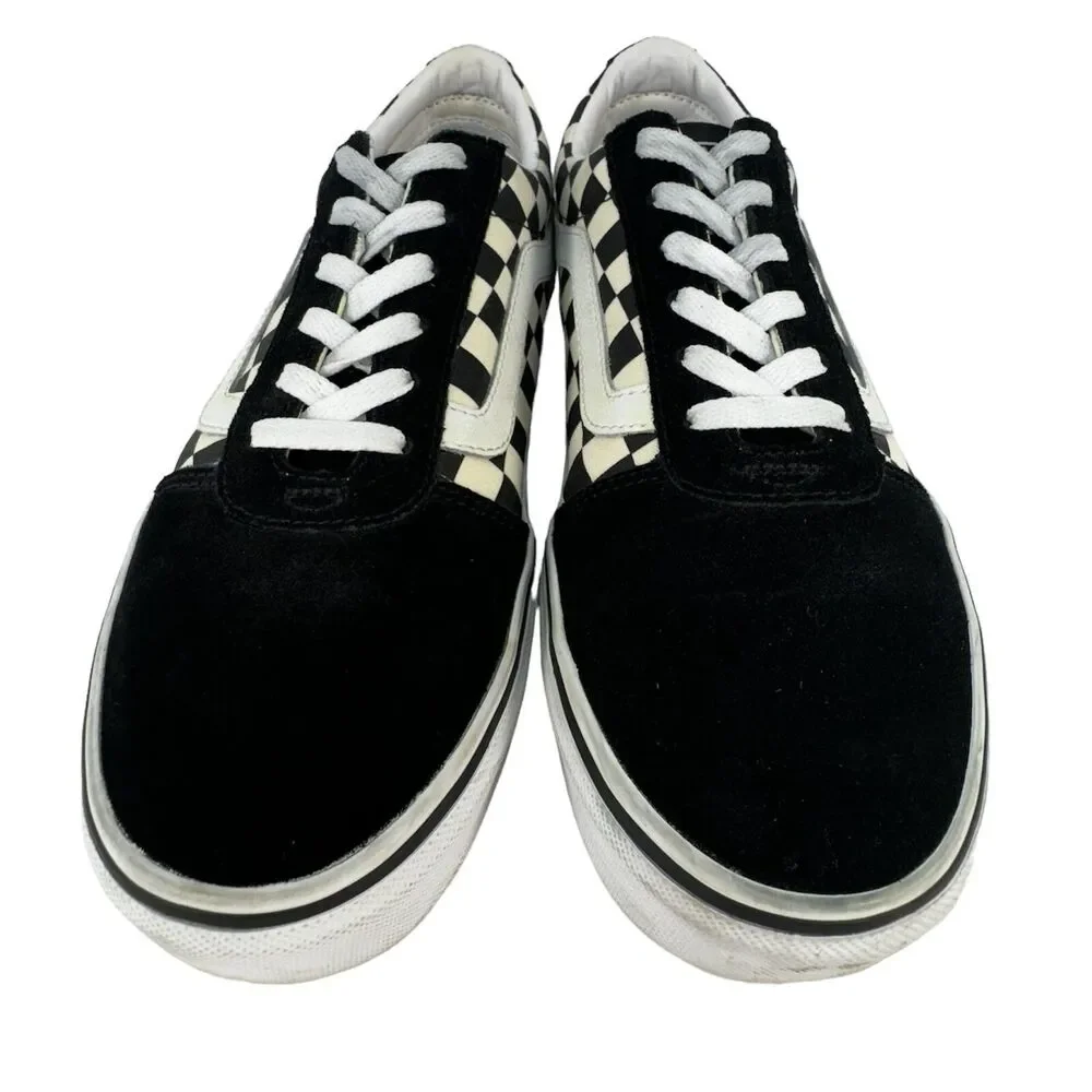 Vans ward old
